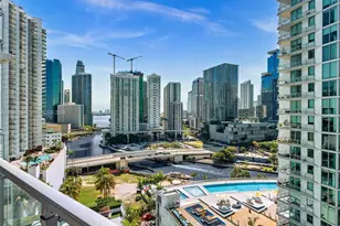 90 SW 3rd St, Miami, FL 33130 - Photo 2