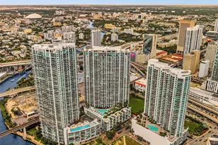 90 SW 3rd St, Miami, FL 33130 - Photo 48