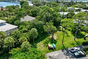 2929 SE Ocean Blvd, Stuart, FL 34996 - Photo 58