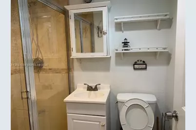 6490 Collins Ave #3, Miami Beach, FL 33141 - Photo 4