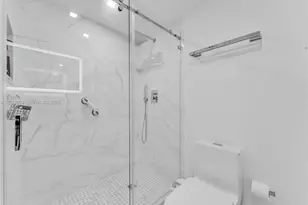 701 Brickell Key Blvd, Miami, FL 33131 - Photo 20