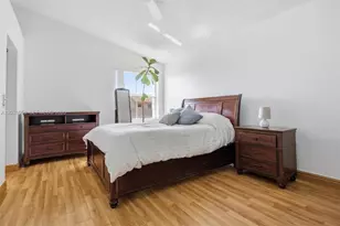 2160 NW 188th Terrace, Pembroke Pines, FL 33029 - Photo 30