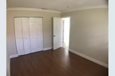 4260 NW 31st Ter, Lauderdale Lakes, FL 33309 - Photo 6