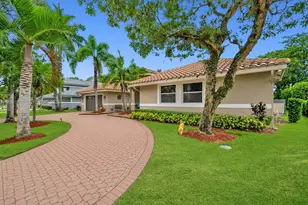 1776 W Eagle Trace Blvd W, Coral Springs, FL 33071 - Photo 8