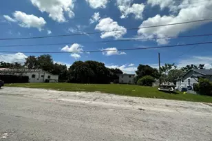 1624 NW 60th St, Miami, FL 33142 - Photo 1