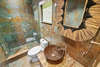 2015 NE 120th Rd, North Miami, FL 33181 - Photo 32