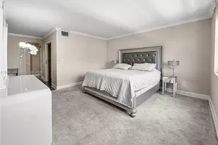 1800 NE 114th St, Miami, FL 33181 - Photo 16