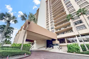 1800 NE 114th St, Miami, FL 33181 - Photo 2