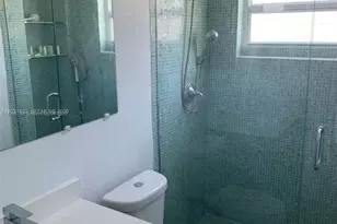 301 Jefferson Ave, Miami Beach, FL 33139 - Photo 8