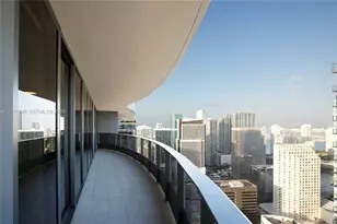 1000 Brickell Plaza, Miami, FL 33131 - Photo 8