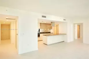1000 Brickell Plaza, Miami, FL 33131 - Photo 4