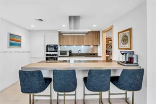1000 Brickell Plaza, Miami, FL 33131 - Photo 22