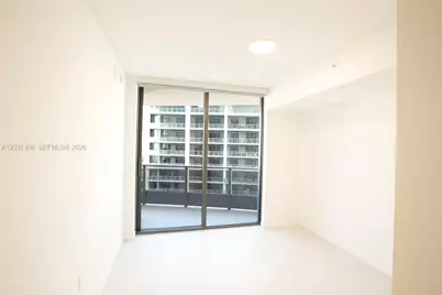 1000 Brickell Plz #4609, Miami, FL 33131 - Photo 16