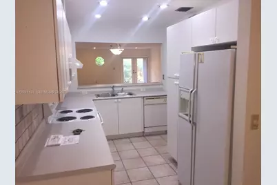 11449 SW 84 Ln #0, Miami, FL 33173 - Photo 16