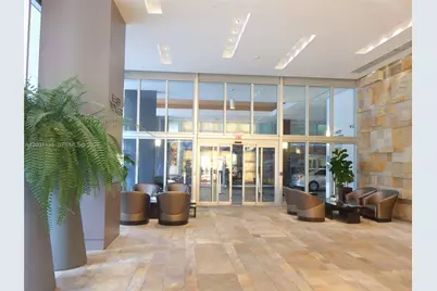500 Brickell Ave #1808, Miami, FL 33131 - Photo 4