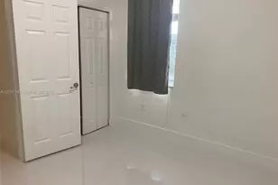11201 NW 83rd St, Doral, FL 33178 - Photo 10