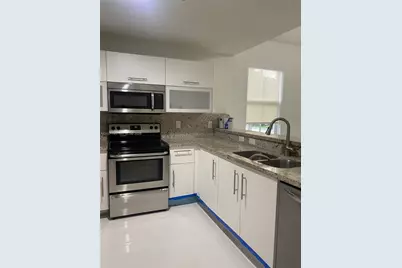 11201 NW 83rd St #202, Doral, FL 33178 - Photo 4