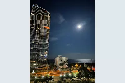 100 Bayview Dr #912, Sunny Isles Beach, FL 33160 - Photo 14