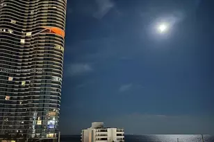100 Bayview Dr, Sunny Isles Beach, FL 33160 - Photo 14