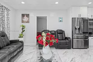 4265 W 8th Ave, Hialeah, FL 33012 - Photo 4