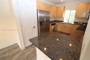 609 NE 28th St, Wilton Manors, FL 33334 - Photo 20