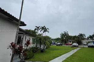 920 NE 108th St, Biscayne Park, FL 33161 - Photo 18