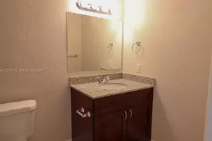 1861 NW 59th Wy, Sunrise, FL 33313 - Photo 14
