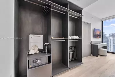 20 NE 11th Street #4309, Miami, FL 33132 - Photo 18