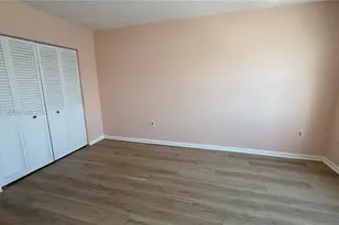400 Kings Point Dr, Sunny Isles Beach, FL 33160 - Photo 14
