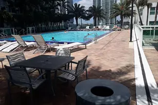 31 SE 5th St, Miami, FL 33131 - Photo 10