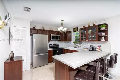 1084 SW 142nd Pl, Miami, FL 33184 - Photo 16