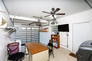 1084 SW 142nd Pl, Miami, FL 33184 - Photo 24