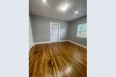 1155 NE 111th St #E, Miami, FL 33161 - Photo 4