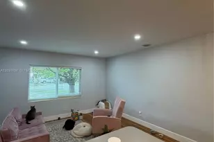 1155 NE 111th St, Miami, FL 33161 - Photo 14
