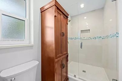 370 SE 12th Ave, Pompano Beach, FL 33060 - Photo 24