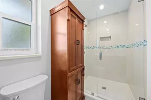 370 SE 12th Ave, Pompano Beach, FL 33060 - Photo 24