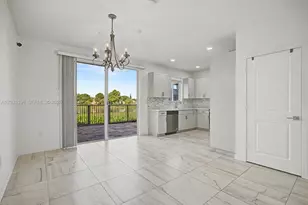 1014 SE 23rd Ave, Homestead, FL 33035 - Photo 4