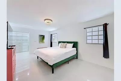 2216 NE 18th Ave, Wilton Manors, FL 33305 - Photo 52