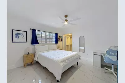2216 NE 18th Ave, Wilton Manors, FL 33305 - Photo 28