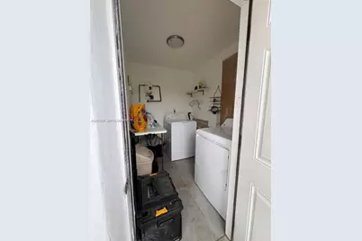 300 SW 8th Ave, Florida City, FL 33034 - Photo 20
