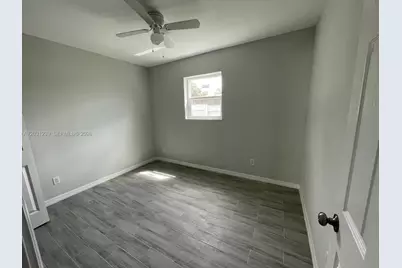 3921 SW 31st Dr #3921, West Park, FL 33023 - Photo 10