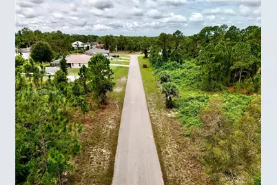 721 Pinecastle Dr, Lehigh Acres, FL 33974 - Photo 22