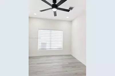 907 21st St, West Palm Beach, FL 33407 - Photo 12