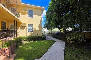 8024 Harding Ave, Miami Beach, FL 33141 - Photo 12