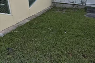3035 NW 68th St, Fort Lauderdale, FL 33309 - Photo 12