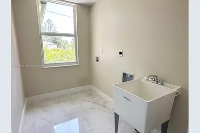 2515 45th St W, Lehigh Acres, FL 33971 - Photo 10