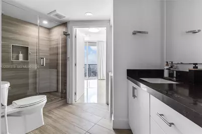 1750 N Bayshore Dr #4414, Miami, FL 33132 - Photo 16