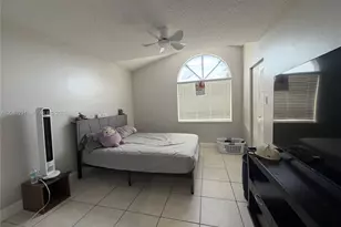 10610 SW 158th Ct, Miami, FL 33196 - Photo 12