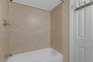 200 Leslie Dr, Hallandale Beach, FL 33009 - Photo 26