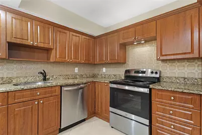 200 Leslie Dr #902, Hallandale Beach, FL 33009 - Photo 10